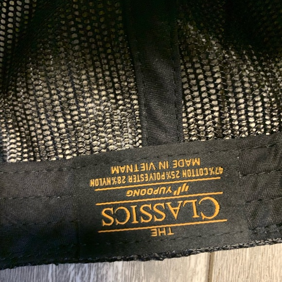 NEW Weekend Unlimited Hat - Picture 3 of 3